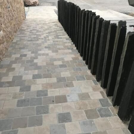 Poteaux naturels pour taupes